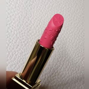 saturn reign pink lipstick | el
